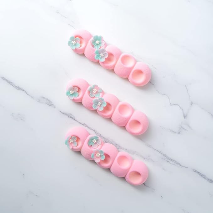 Pastry Tek 6 Cavities Flower Mold, 1 Oven-Ready Flower Chocolate Mold - Flexible, Freezable, White Silicone Flower Candy Mold, Easy Release, For Baking - Restaurantware