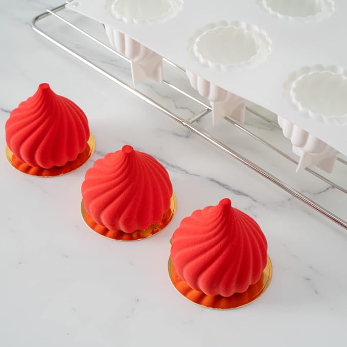 Pastry Tek 6 Cavities Spiral Silicone Mold, 1 Oven-Ready Spiral Mold - Flexible, Freezable, White Silicone Spiral Jello Mold, Easy Release, For Baking - Restaurantware