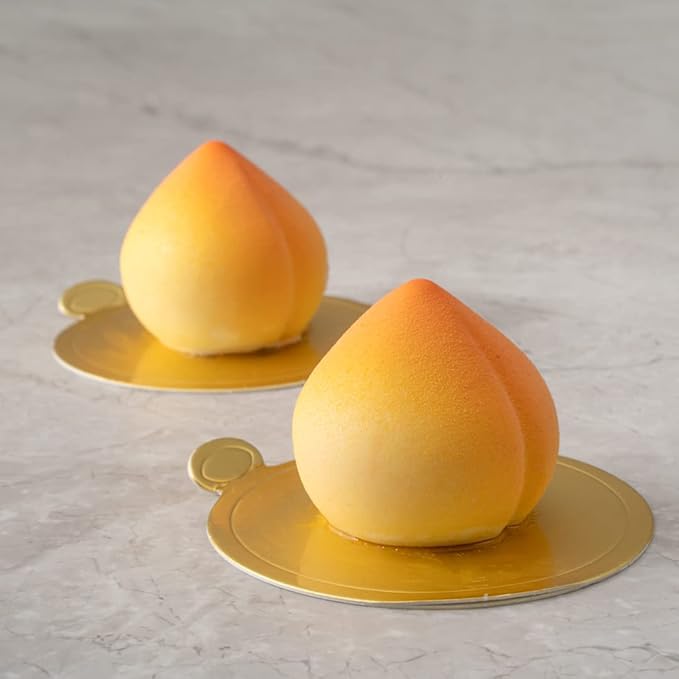 Restaurantware-Pastry Tek 8 Cavities Fruit Mold, 1 Oven-Ready Dessert Mold - Flexible, Freezable, White Silicone 3D Candy Mold, Easy Release, For Baking