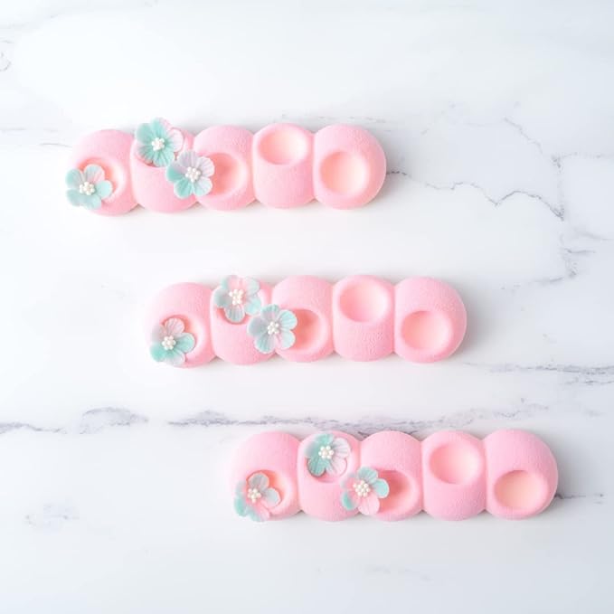 Pastry Tek 6 Cavities Flower Mold, 1 Oven-Ready Flower Chocolate Mold - Flexible, Freezable, White Silicone Flower Candy Mold, Easy Release, For Baking - Restaurantware