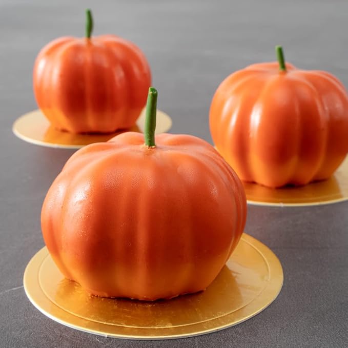 Restaurantware-Pastry Tek 6 Cavities Pumpkin Cake Mold, 1 Oven-Ready 3D Pumpkin Mold - Flexible, Freezable, White Silicone Baking Mold, Easy Release, For Baking Treats