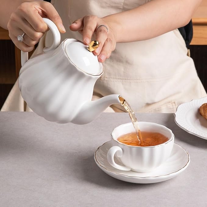 Sweejar Royal Teapot, Ceramic Tea Pot with Removable Stainless Steel Infuser, Blooming & Loose Leaf Teapot - 40 Ounce (White)