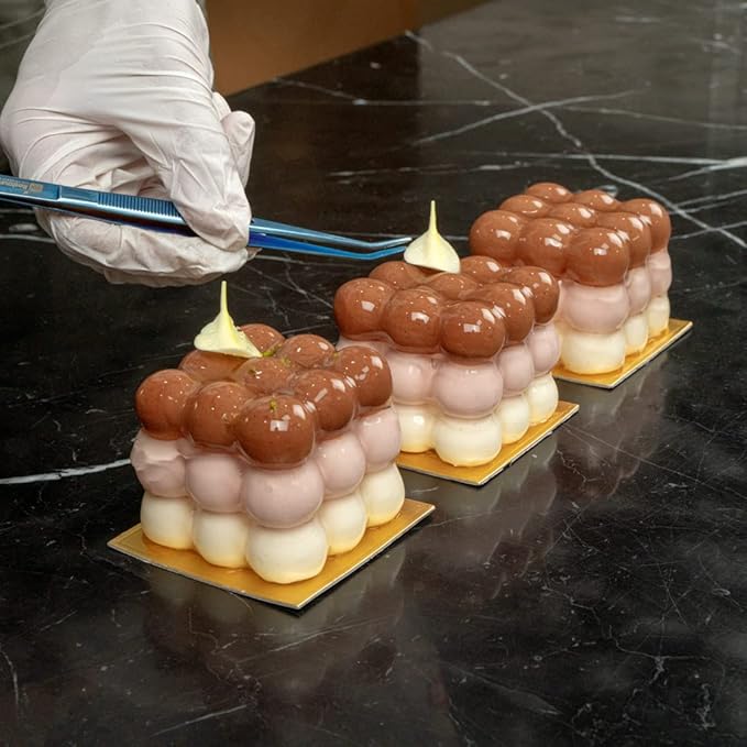 Restaurantware-6 Cavities Pastry & Baking Mold, 1 Oven-Ready 3D Mold - Flexible, Freezable, White Silicone Silicone Mold For Baking, Easy Release, For Chocolate, Cheesecake, Jelly, Or Mousse