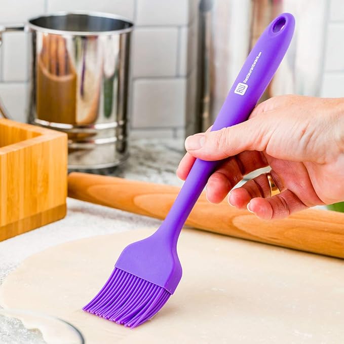 Restaurantware 10.2 Inch Pastry Brush 1 Heat-Resistant Basting Brush - Dishwasher-Safe Hanging Hole Black Silicone Cooking Brush For Spreading Oil Butter Or Sauce