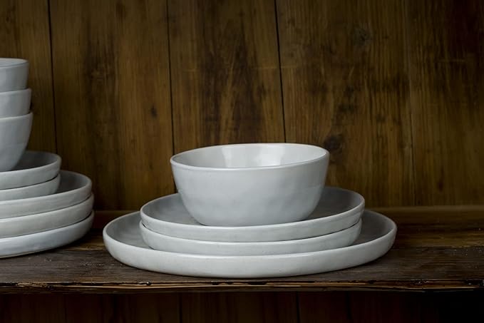 Famiware Mars Plates and Bowls Set, 12 Pieces Dinnerware Sets, Dishes Set for 4, Light Gray
