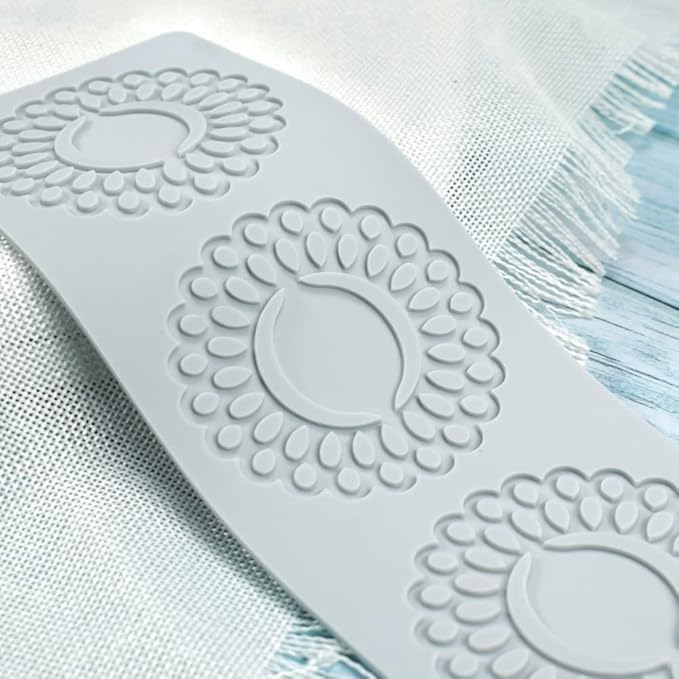 Silicone Molds 3D Hollow Leaf Chocolate Molds Honeycomb Bee Candy Mold Flower Pattern Fondant Mold Cake Topper Sugar Craft Decoration (R_Sunflower_10.08 * 3.56 * 0.08inch)