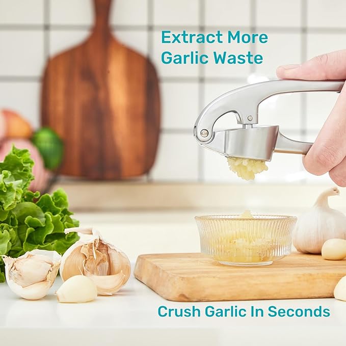 Garlic Press, Premium Rust Proof Kitchen Garlic Mincer Crusher Squeezer with Ergonomic handle, Ginger Crusher with Good Grip, Easy to Clean, Dishwasher Safe