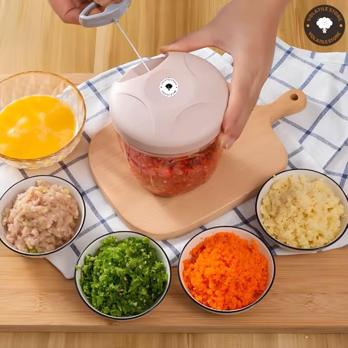 Manual Vegetable Chopper – Hand Pull Food Processor with 3 Stainless Steel Blades, BPA-Free Bowl, Ergonomic Handle – Garlic Onion Mincer for Kitchen, Camping, RV & Outdoor Use – Pink, 900ml
