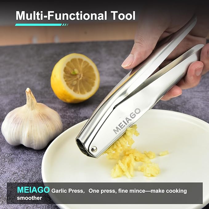 Garlic Press, Stainless Steel Garlic & Ginger Crusher, with Built-In Cleaner, Rust Resistant, No Peel, Large Capacity, Easy Clean，Dishwasher Safe，Silver