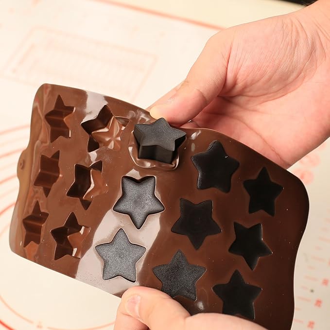 Small Star Chocolate Molds Silicone, Food Grade Silicone Candy Molds for Bite Size Gummy/Jelly/Fruit Snacks, 15 Cavities Mini Star Mold for Soap/Candle/Wax Melt, 2 Pcs