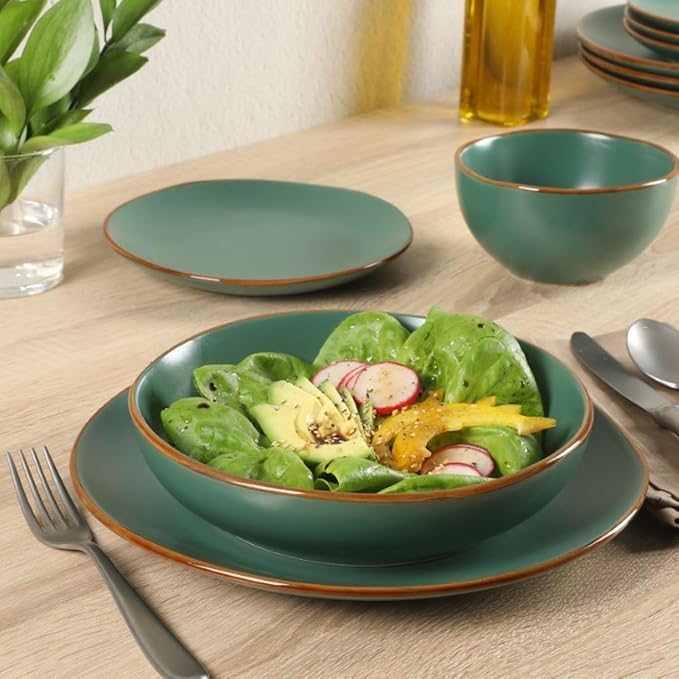 Gibson Home Hazeltine 16-Piece Green Stoneware Dinnerware Set – Plates and Bowls, Durable Ceramic Kitchen Dinner Set