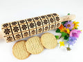 Rolling Pin DAISY Wooden Embossing Rolling Pin with Classic Flowers Embossed Cookies Pottery Birthday gift for mother friend grandmother