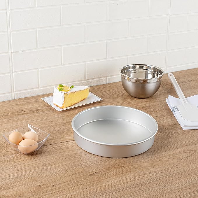 Restaurantware-Met Lux 10 x 2 Inch Straight-Sided Baking Tins, 12 Round Cake Pans - Oven-Ready, Freezable, Anodized Aluminum Round Baking Pans, Greaseproof, For Layer Birthday Cakes
