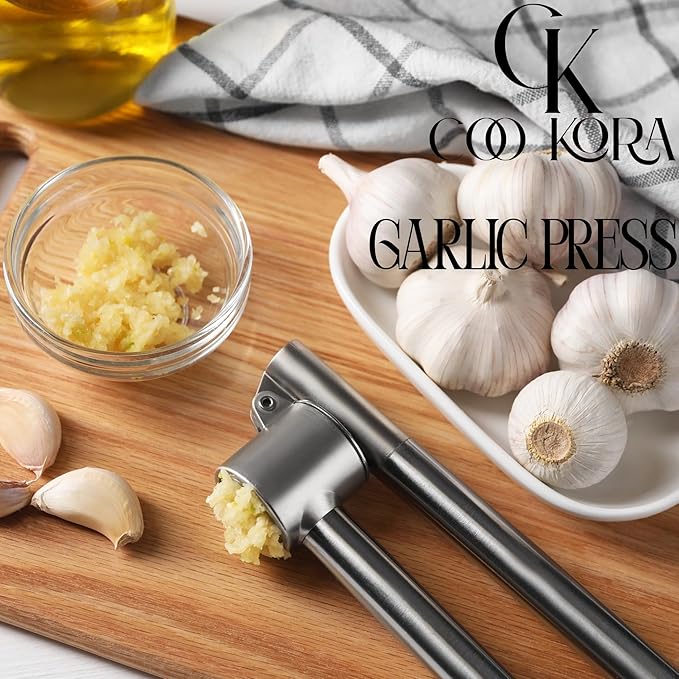 Garlic Press, Garlic Mincer, Ergonomic Handheld Garlic Crusher, Dishwasher Safe Stainless Steel Kitchen Tool