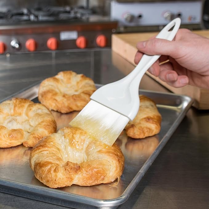 Soro Essentials- 4” Flat Nylon Pastry Basting Brush with Plastic Handle- Easy to Clean Pastry Brush Basting Brush Cooking Brush Oil and Sauce Food Brush for Baking Butter Brush Kitchen Utensil