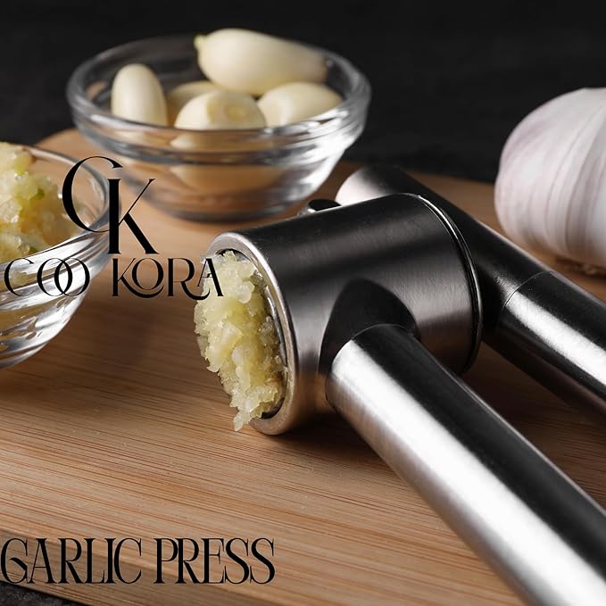 Garlic Press, Garlic Mincer, Ergonomic Handheld Garlic Crusher, Dishwasher Safe Stainless Steel Kitchen Tool
