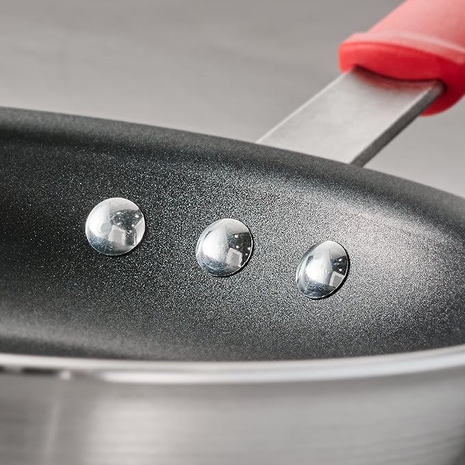 Tramontina Professional 8-Inch Non Stick Small Frying Pan, Heavy-Gauge Aluminum Skillet with Reinforced Nonstick Coating, Red Handle, Dishwasher and Oven Safe